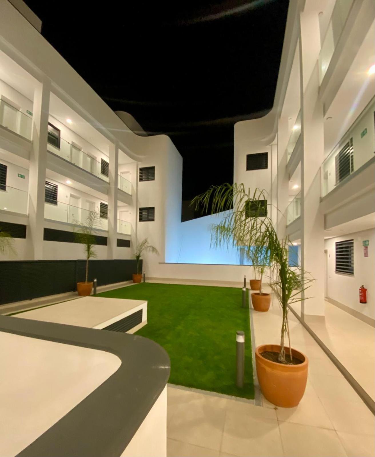 Moon The Place To Be Apartment *